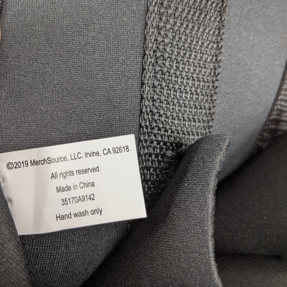 Axe & Hammer Cooler 6 Pack Bottle Insulated - Picture 6 of 8